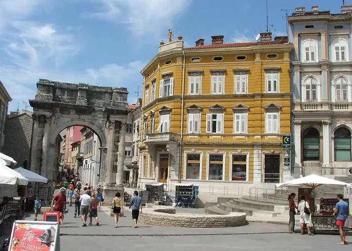 Daire Amfora Deluxe Pula